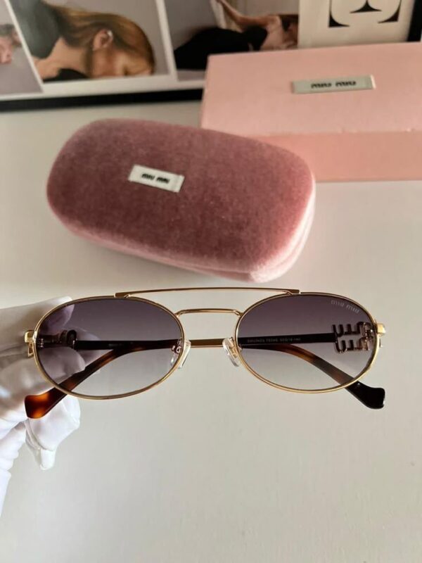 Lunettes de soleil Miu Miu MU 54ZS – Style luxe et tendance