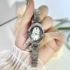 Montre Femme Élégante Dorée – Design Luxe & Bracelet Acier