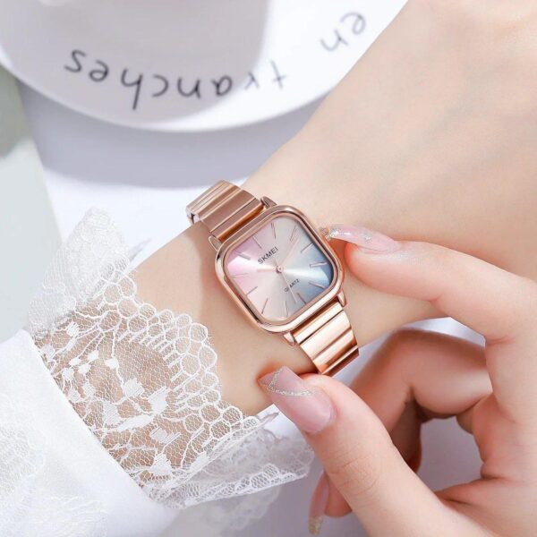 Montre Femme SKMEI 2190 – Quartz, Design Carré Élégant & Étanche